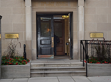 对标法律科技SaaS独角兽Clio,「思满科技」提供法律人一站式管理与工作平台